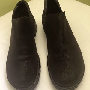 Donald J. Pliner sports NWOT